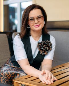 Ирина Леонова